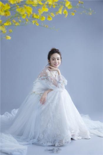高清中国内地福建省福州女演员郑合惠子清新性感写真图片第3张