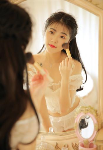 性感美图图片 _ 第(4)张
