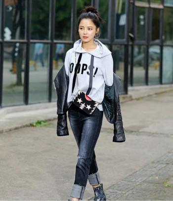 高清黑龙江鹤岗美女辛芷蕾时尚街拍写真图片第4张