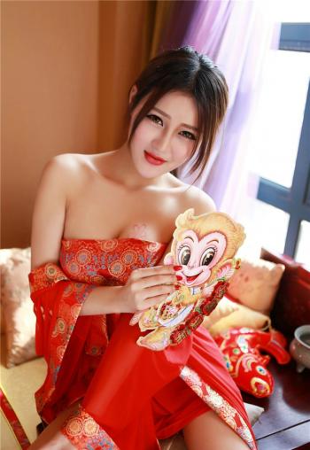 肚兜美女图片 _ 第(9)张