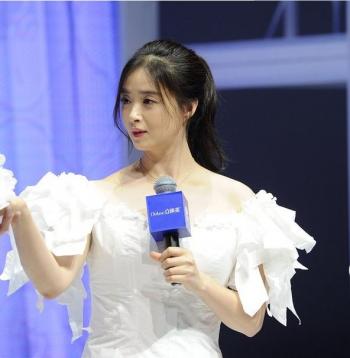 新娘婚纱人像艺术摄影写真精选图片（三）第4张