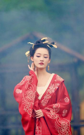 李沁最新清新写真图片 李沁微博深秋写真生活照第0张