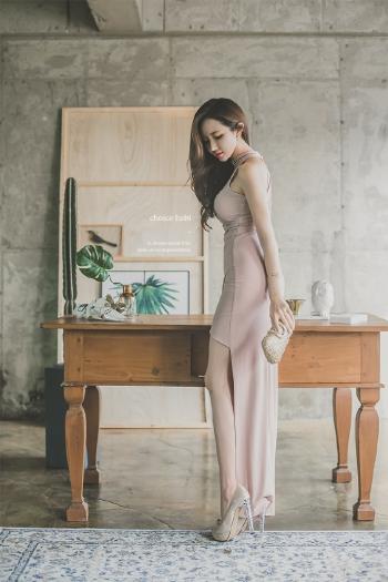 礼服美女图片 _ 第(7)张