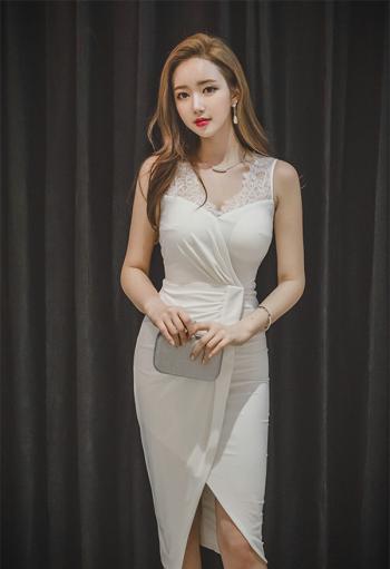 诱惑性感可爱童颜女神私房凹凸有致美女图第2张