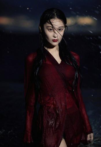 高清中国内地女演张馨予优雅气质性感写真图片桌面壁纸第6张