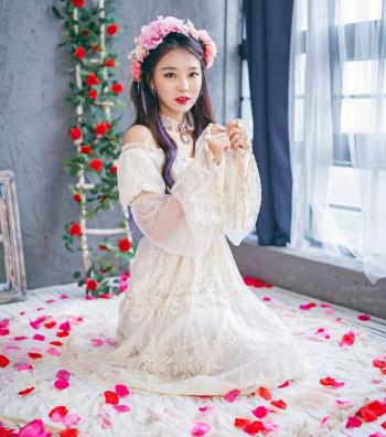 诱人的美女图片 _ 第(1)张