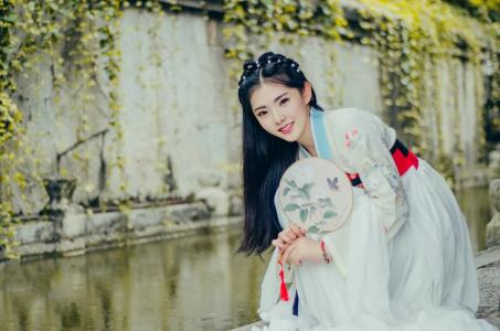 汉服美女图片 _ 第(4)张