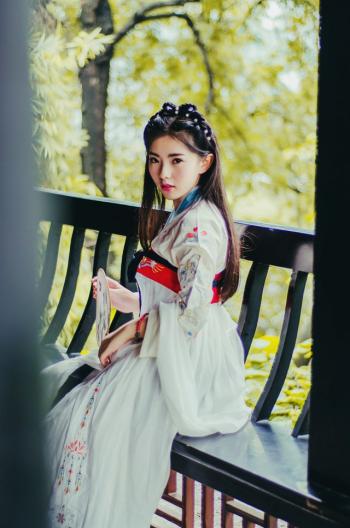 汉服美女图片 _ 第(7)张