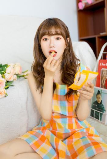 高清美国影视演员欧美美女米拉·乔沃维奇图片桌面壁纸第4张