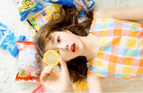 高清美国影视演员欧美美女米拉·乔沃维奇图片桌面壁纸第6张