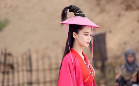 高清中国内地女演张馨予优雅气质性感写真图片桌面壁纸第0张