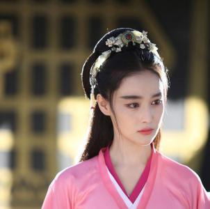 高清中国内地女演张馨予优雅气质性感写真图片桌面壁纸第6张