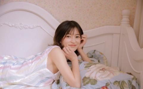 睡裙美女图片 _ 第(3)张