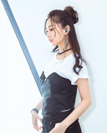 美女明星穆婷婷多样发型时尚性感十足美女写真图片第3张