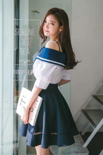 性感亚洲国产小嫩模福利四区气质韩国美女泳装身材火辣性感诱人写真第3张