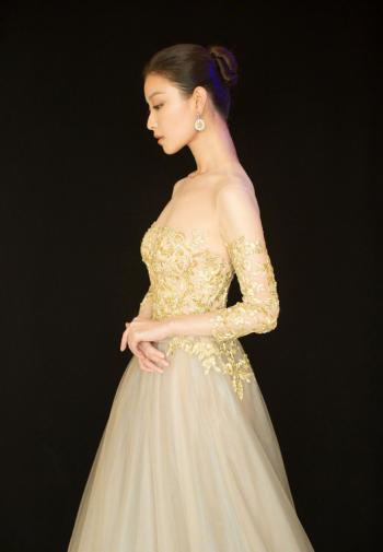 娱乐圈好姐妹杨颖angelababy和倪妮搞笑摄影图片第5张
