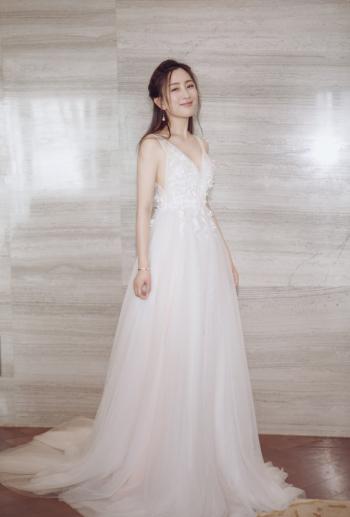 清纯女星马苏性感时尚写真 女人味尽显第3张