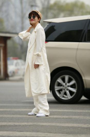 高清安徽省马鞍山女明星焦俊艳美艳红唇性感迷人写真图片第1张
