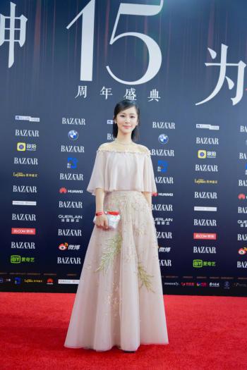 杨紫清纯唯美图片第6张