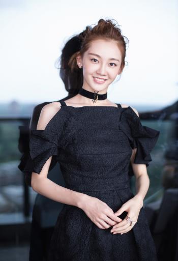 女星苗苗图片 _ 第(7)张