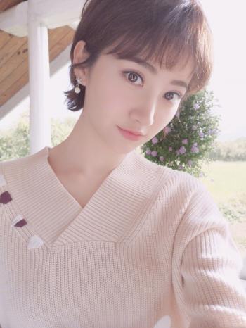 北影校花景甜风情万种妩媚动人气质写真第6张