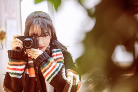 李小璐甜馨图片 李小璐甜馨温暖养眼写真第5张