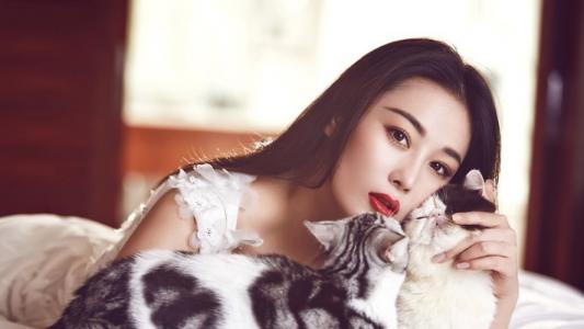 高清中国内地女演张馨予优雅气质性感写真图片桌面壁纸第3张
