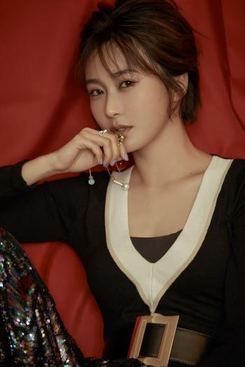 美女陈冰图片 _ 第(1)张