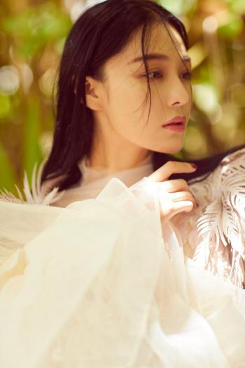 张馨予侠骨柔情古风写真图片第0张
