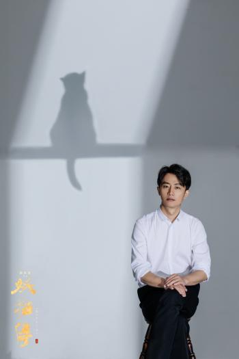 黄轩图片  黄轩优雅绅士迷人杂志写真第6张