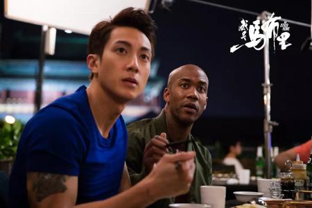 吴尊帅气正装发布会现场写真图片第2张