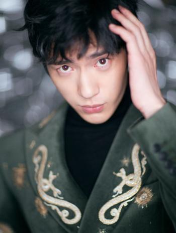 中国内地影视男演员井柏然时尚高清魅力写真桌面壁纸第3张