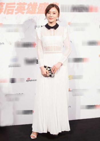 马甲线女王袁姗姗时尚性感写真图片超赞身材第4张