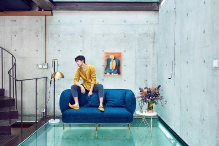 井柏然酷帅有型户外写真图片第2张