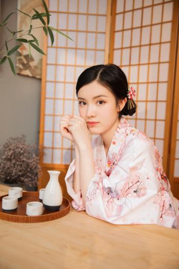 诱人的美女图片 _ 第(5)张