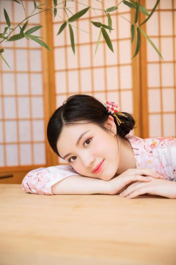 诱人的美女图片 _ 第(6)张
