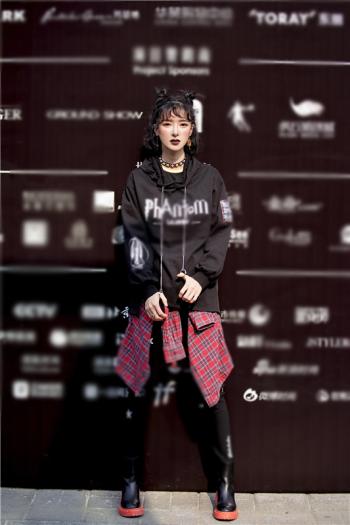 高清中国内地美女李颖芝完美身材性感女神绝色美女诱惑写真第3张