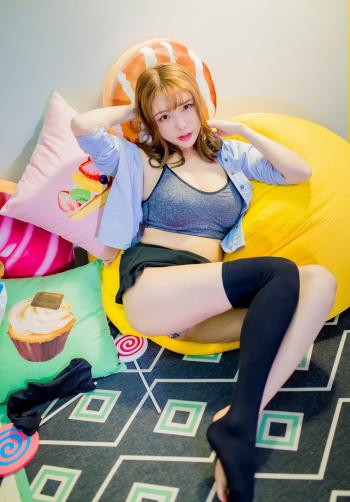 四川美女图片 _ 第(1)张
