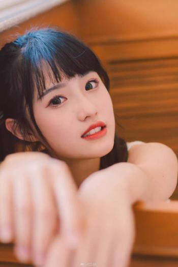 诱人的美女图片 _ 第(7)张