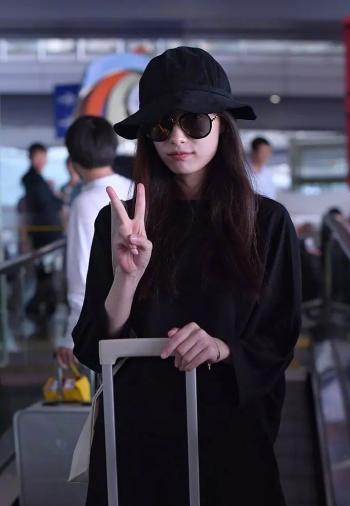 气质女神倪妮红裙性感时尚高清绝美写真图片第0张