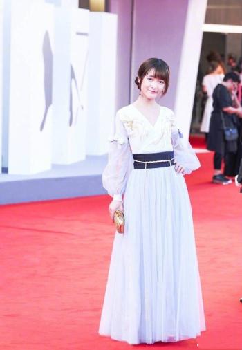 高清浙江省宁波美女徐娇女仆装变美娇娘第2张