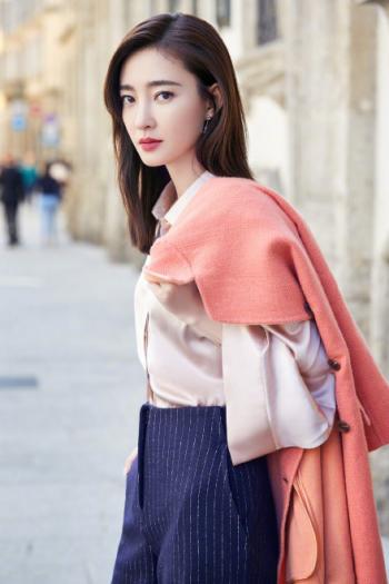 气质美女王丽坤清新素雅纯净至美艺术写真图片第0张