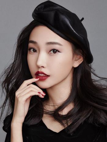 高清山东潍坊美女童菲西装霸气红唇撩人写真图片第0张
