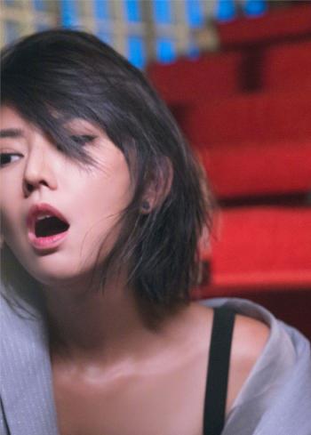 新加坡,祖籍中国广东省潮州女演员歌手孙燕姿气质性感美女写真图片(三)第3张