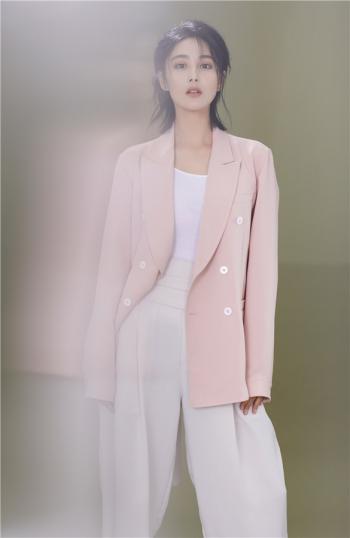 高清中国内地女演张馨予优雅气质性感写真图片桌面壁纸第2张