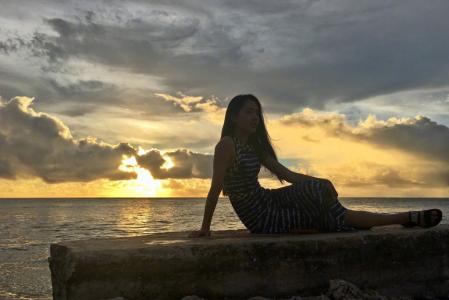 国民女神郭碧婷浪漫优雅写真图片 长发飘逸安静如初第1张