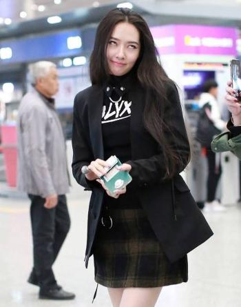 国民女神郭碧婷浪漫优雅写真图片 长发飘逸安静如初第3张