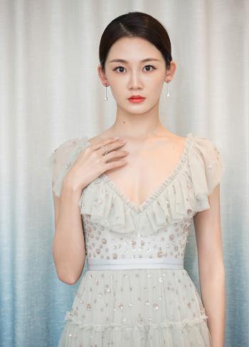 女星苗苗图片 _ 第(5)张