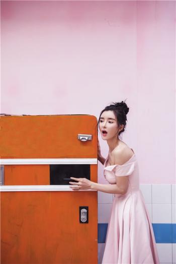 高清中国内地美女李颖芝完美身材性感女神绝色美女诱惑写真第0张