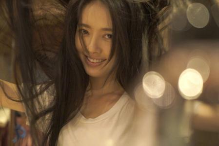 美女明星穆婷婷多样发型时尚性感十足美女写真图片第6张
